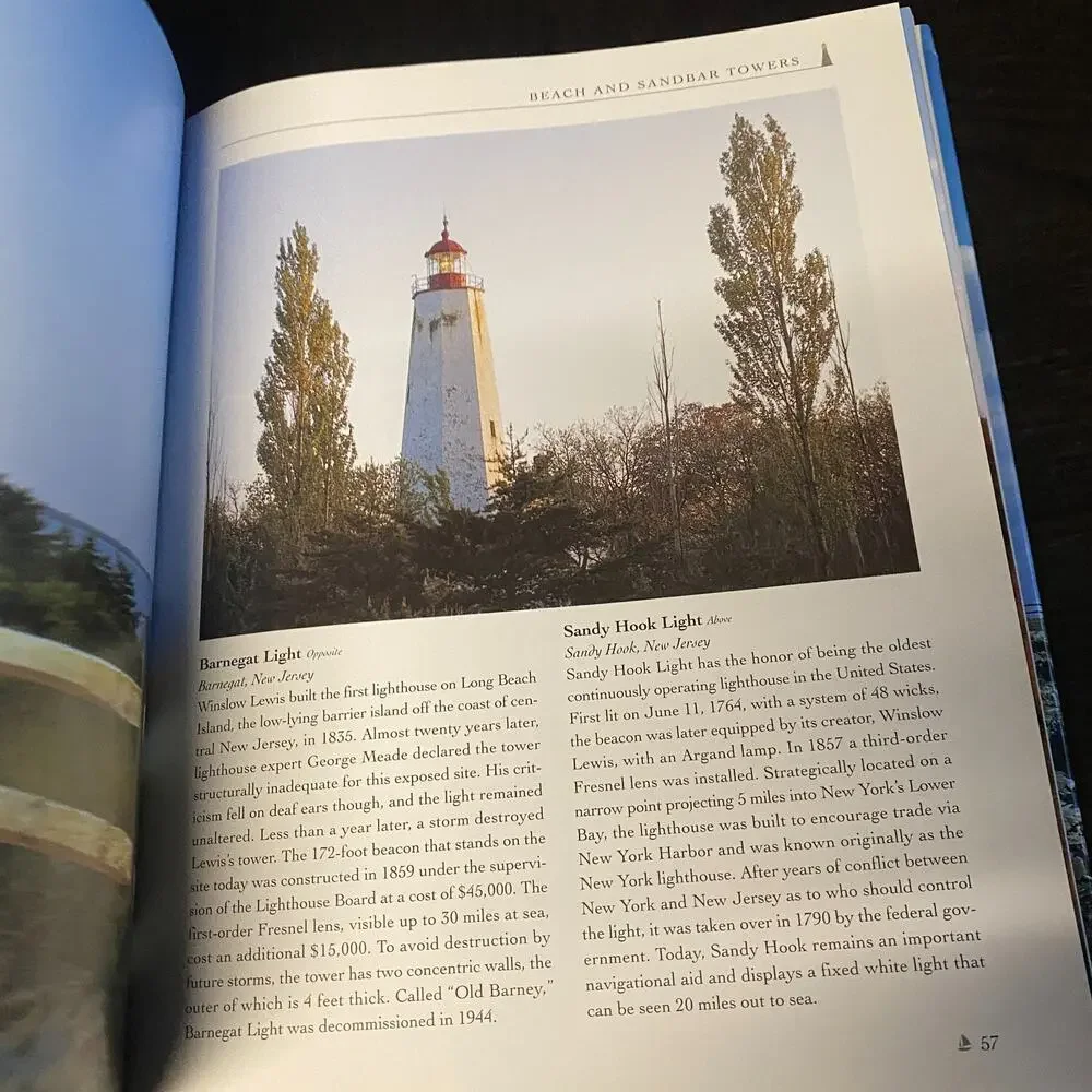 Ultimate Book of Lighthouses by Michael J. Rhein and Samuel Willard Crompton